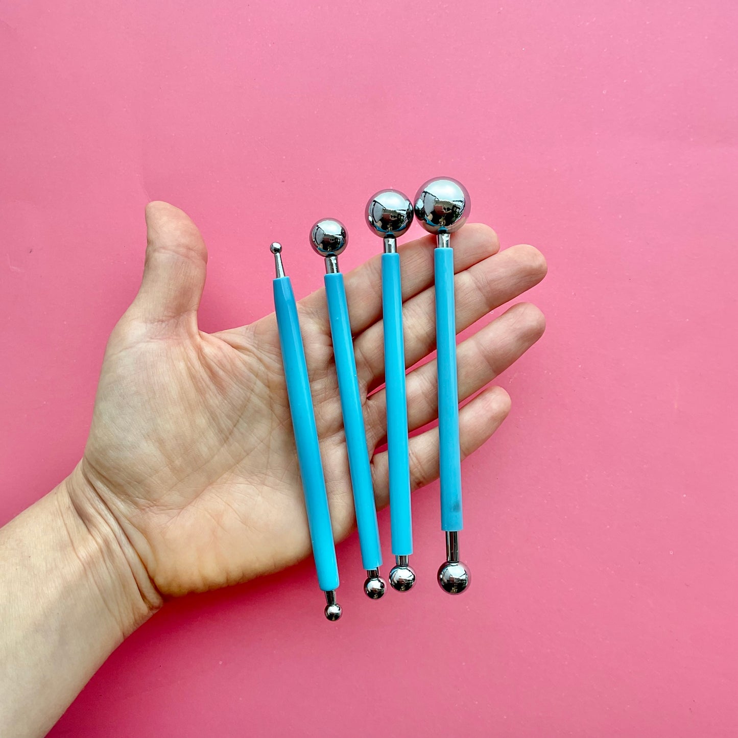 Modelling dotting ball tools for clay