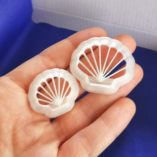 Small shell cutters for clay