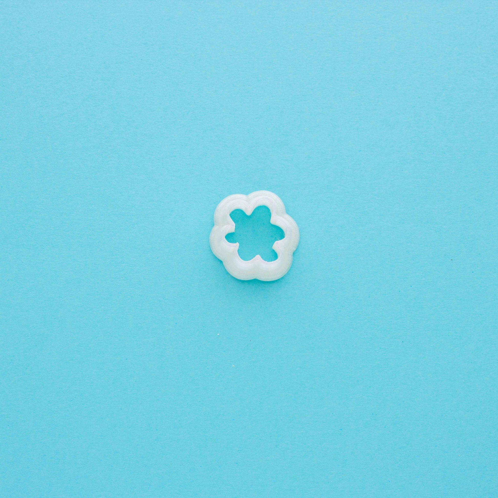 Small flower shaped polymer clay cutter